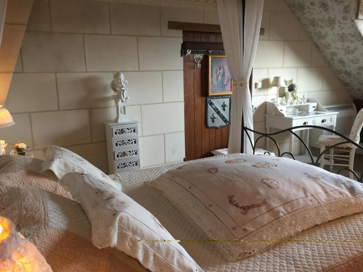 Les Charmes Bed & Breakfast Valencay Exterior photo